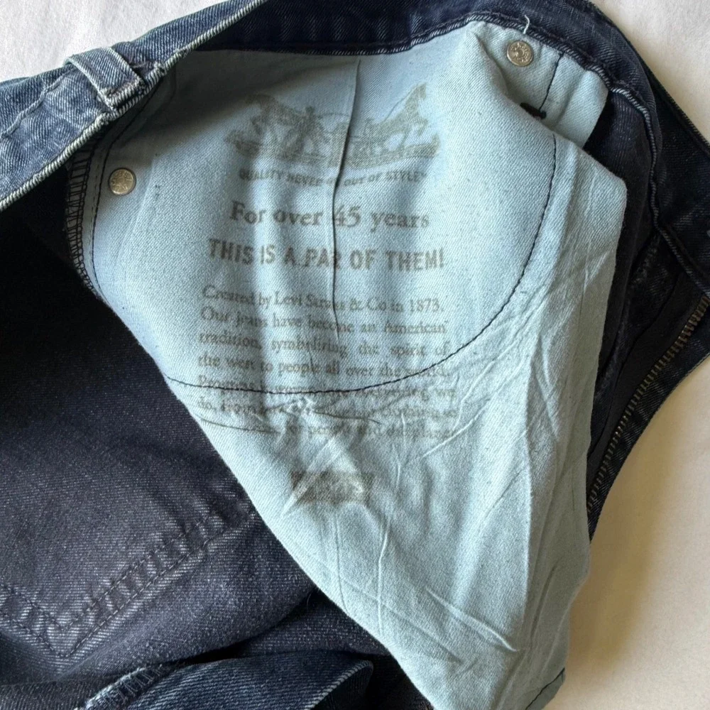 Levis 550 Relaxed Fit Dark Wash Indigo Denim Jeans Mens 48x30 Holiday Casual